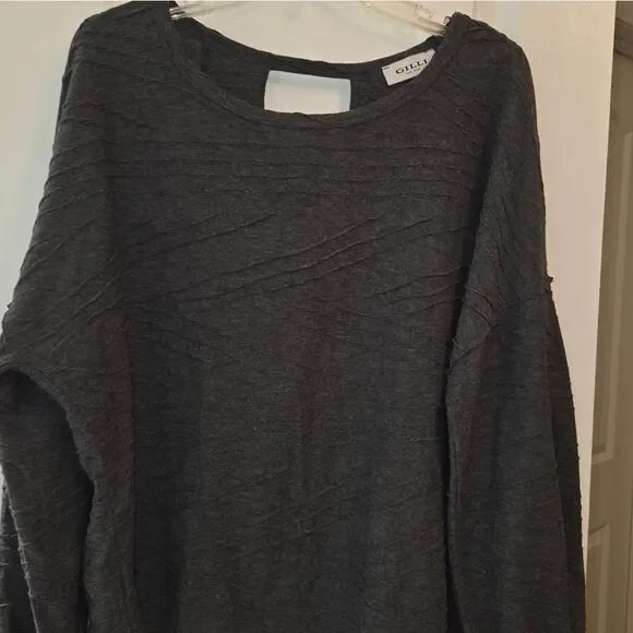 Gilli Textured Gray Sweater Blouse with Unique Back Cutout Design - Picture 5 of 9